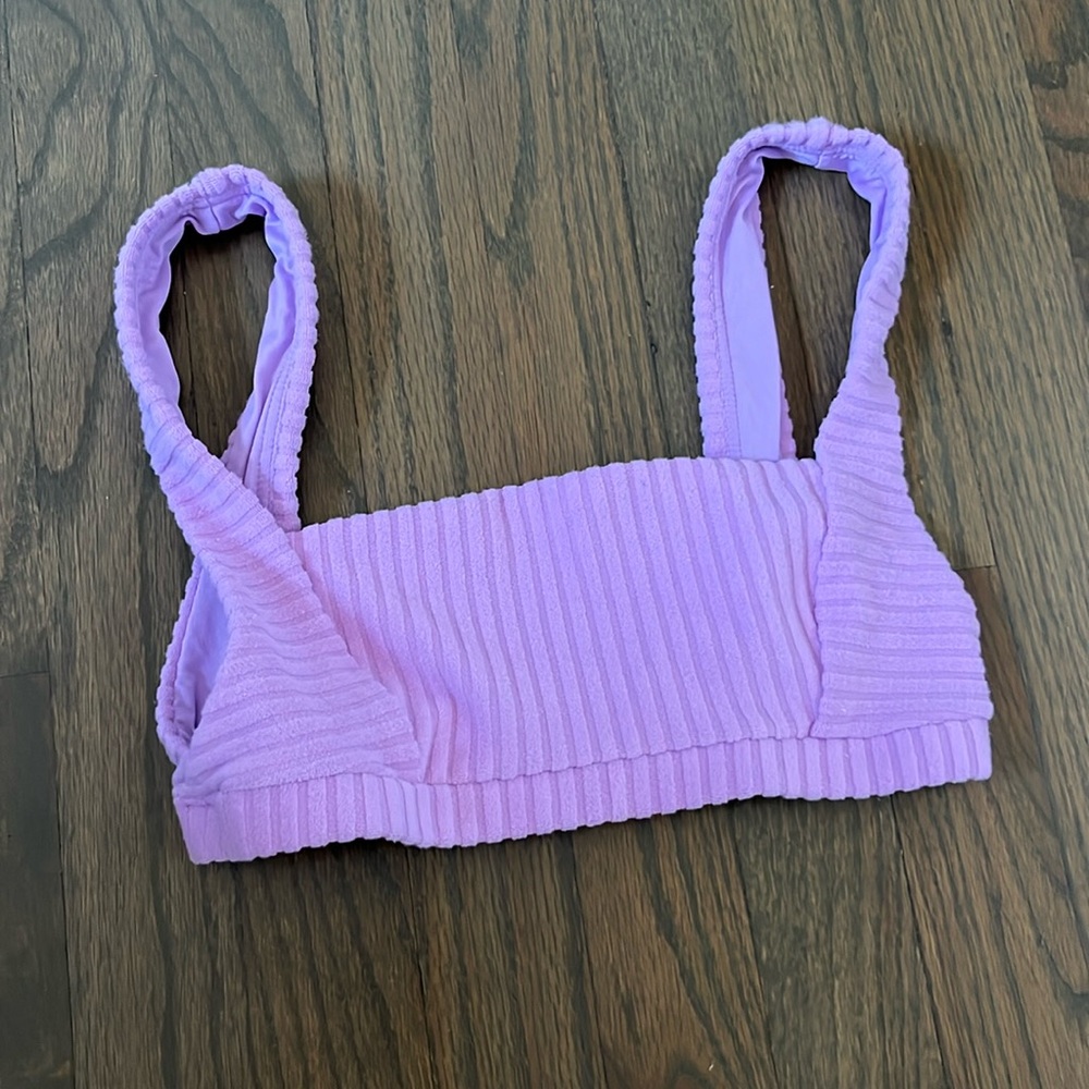 Billabong new without tags never worn in the loop hike top purple